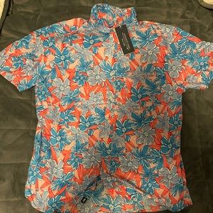 NWT VINEYARD VINES MENS CLASSIC FIT OLEANDER SHORT SLEEVE SHIRT SIZE LARGE.